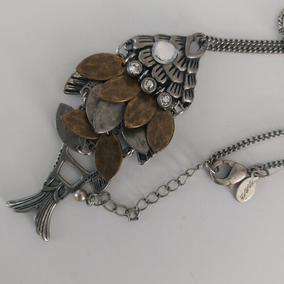 Necklace Fish Pendant Long Silver Tone Rhinestones American Eagle Outfitters - Picture 13 of 14